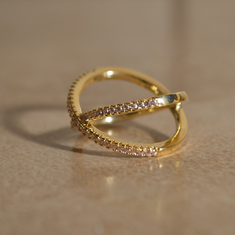 Brand New Gold CZ Criss Cross X Ring - Picture 5 of 7